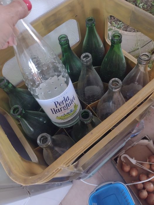 Navetă apă minerală
