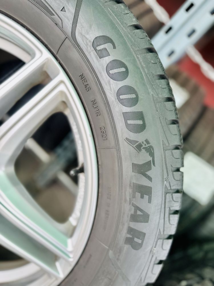 Jante Originale Borbet | 235/60 R18 - Goodyear | VW Audi Mercedes Skod
