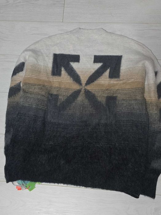 Pulover din lana Off White