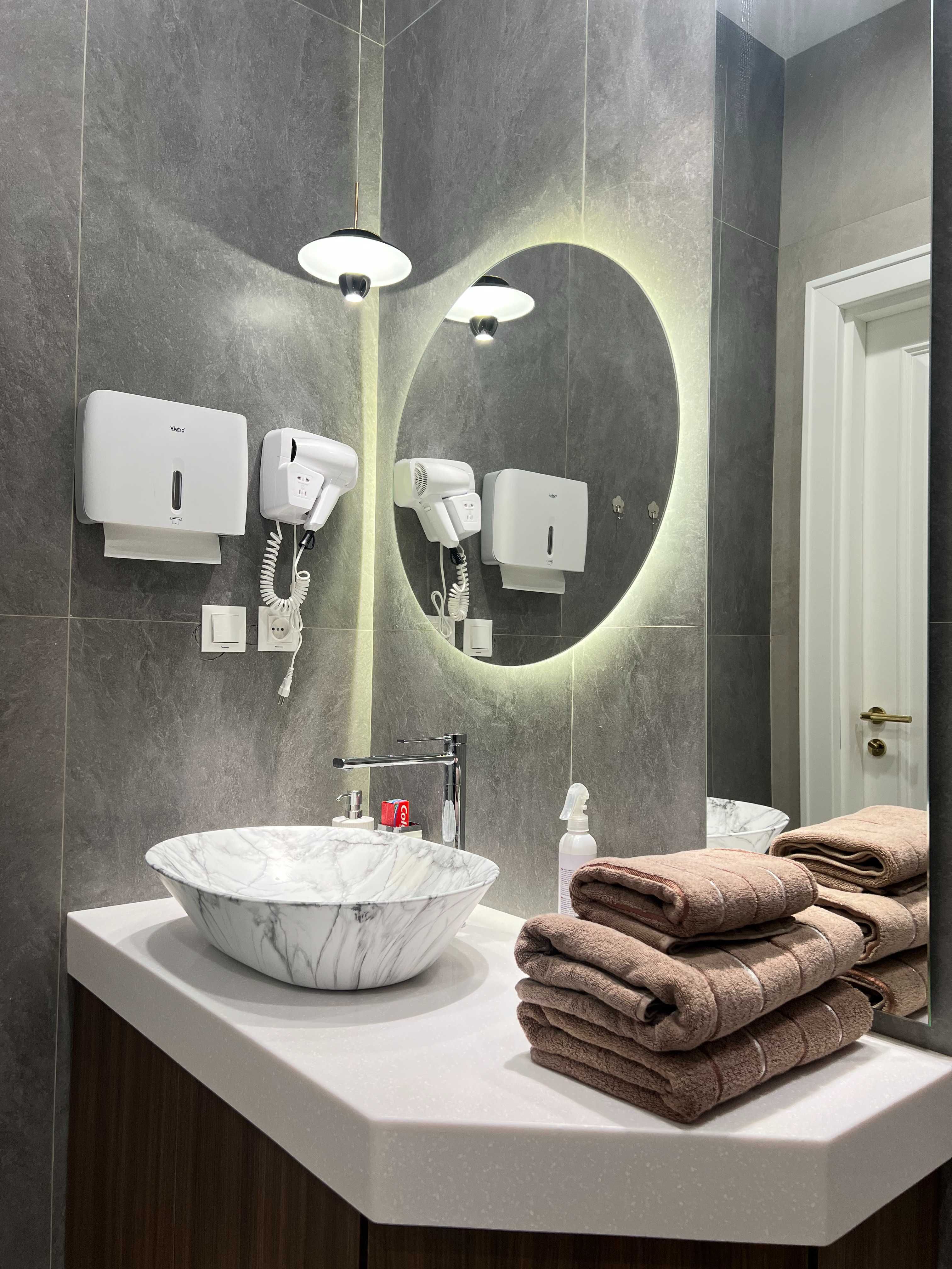Квартира посуточно рядом с метро | Short Stay Apartment Near Metro