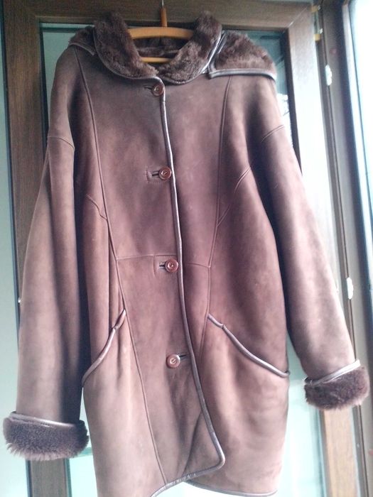 cojoc dama 48/50,blana naturala de miel,cu gluga