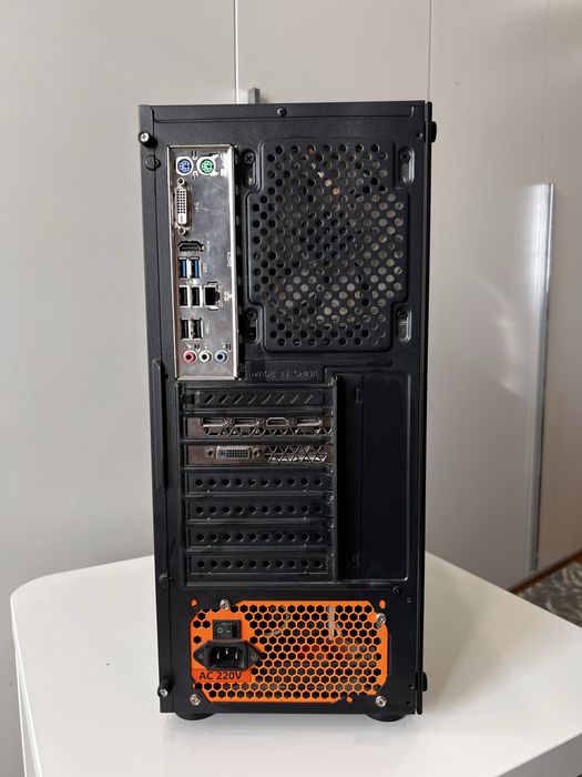 PC Gaming i7-6700 / GTX 1070 Ti 8GB / 16GB RAM / SSD