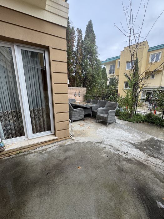 Vila Spatioasa 4 camere Cosmopolis