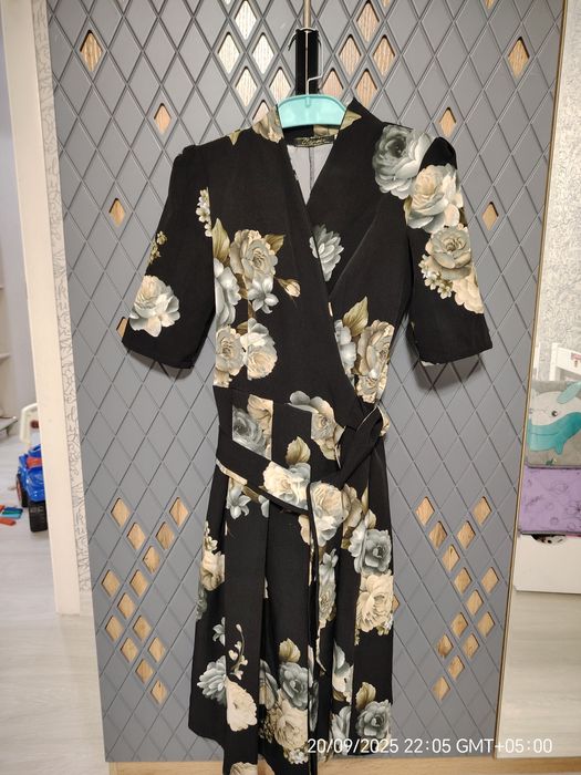 Продам платье 2 тыс тг