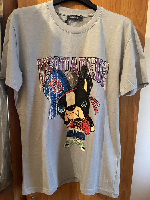 Tricouri diferite marimi