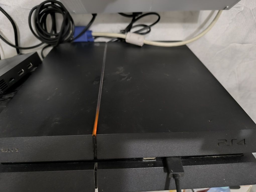 Playstation 4, PS4