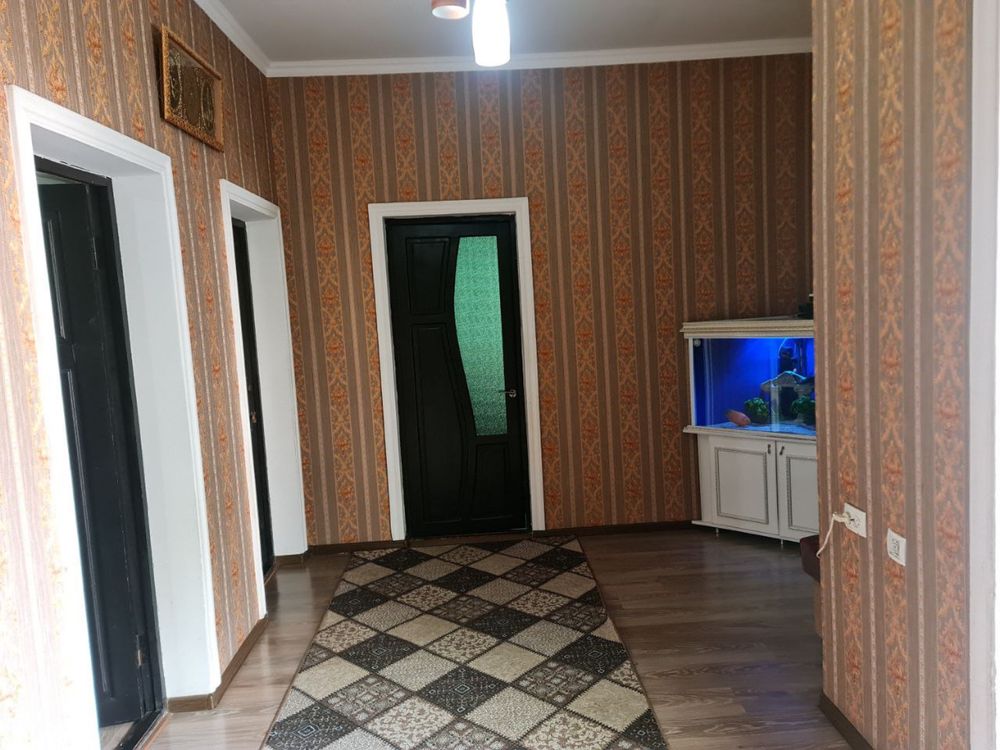 Yer xisobida uy sotiladi