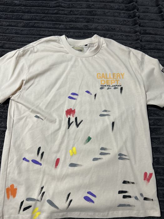 Tricou Gallery Dept M