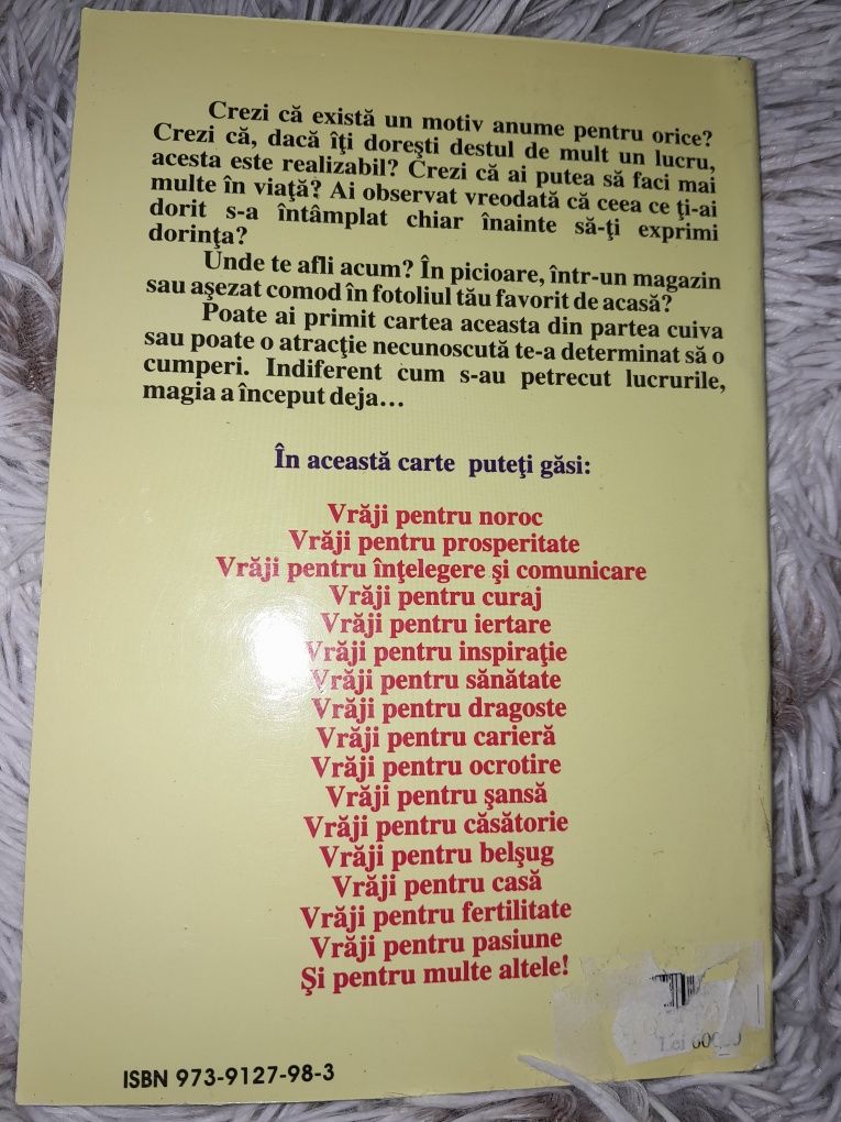 RARA Carte de vraji si descantece ritualuri unice carte veche colectie