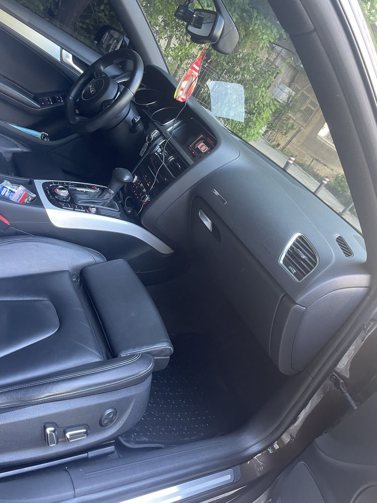 Vand audi a5 2.0 TDI S-line