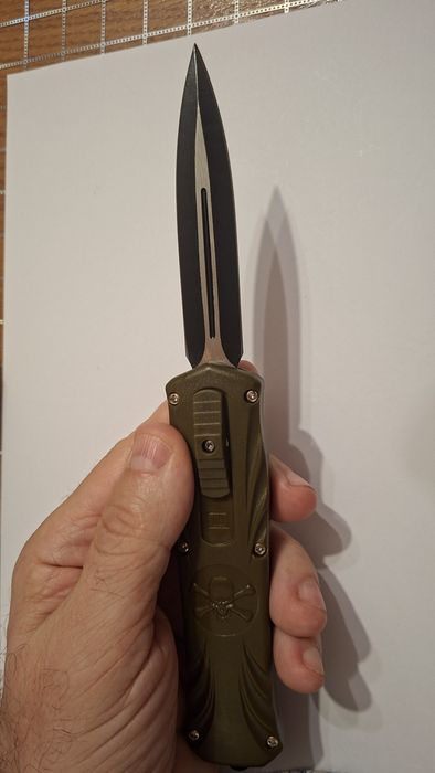 Briceag / cuțit automat