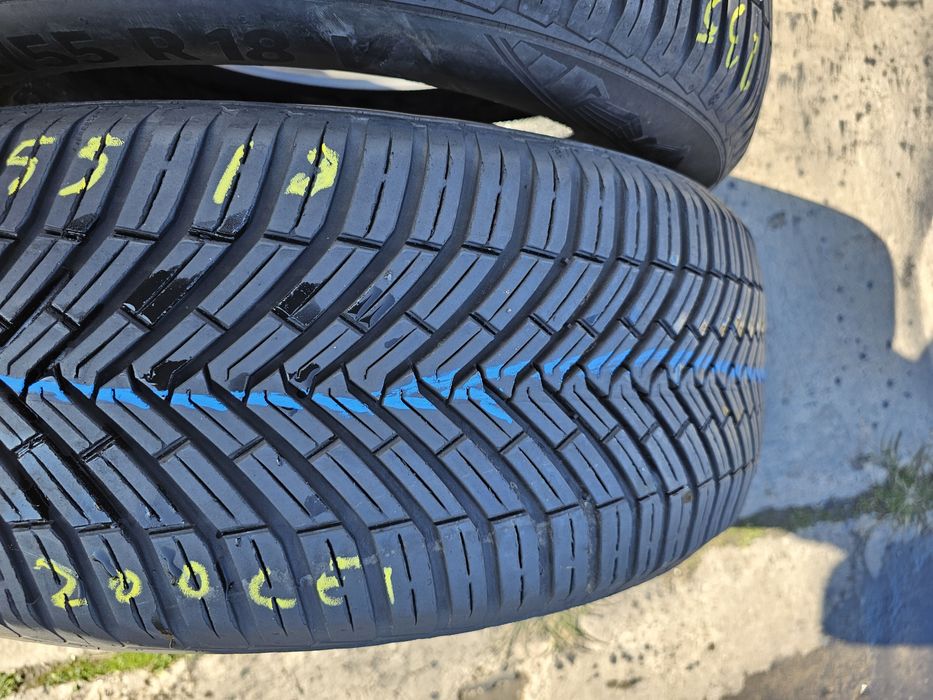 235 55 18 continental all seasson  2022
