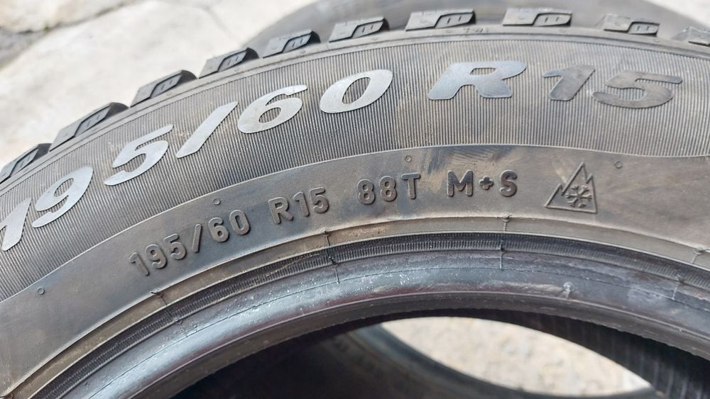 Зимни гуми 195/60/15 Pirelli Winter Cinturato 2 броя
