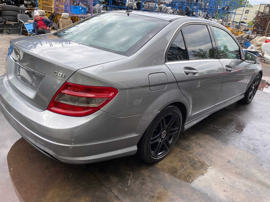 Dezmembrez mercedes c class w204 2.2d delphi AMG/bara amg w204/stop