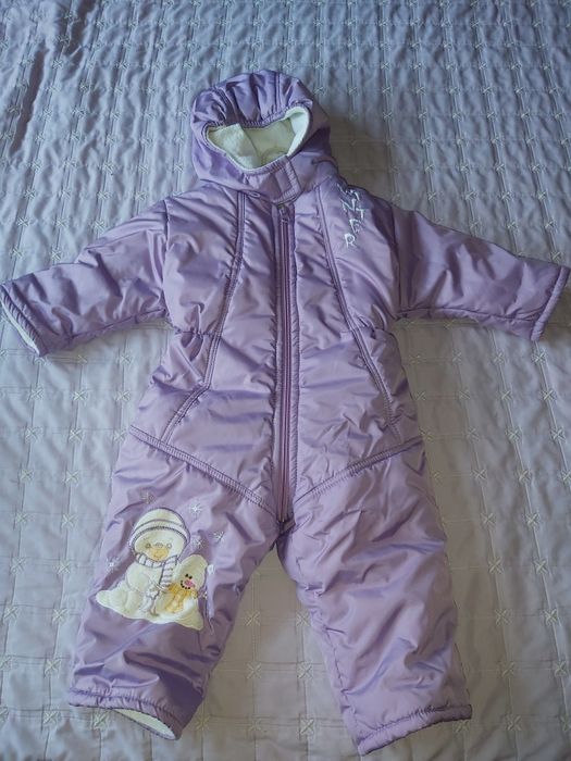 Зимен космонавт. Чисто нов.