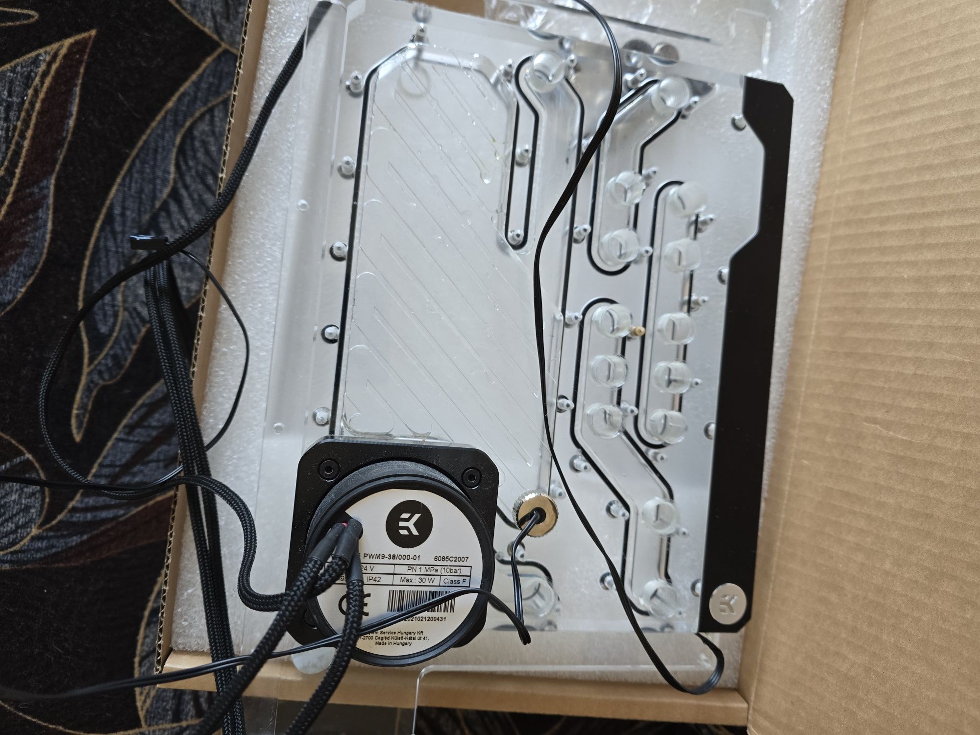 Distro plate EK-Quantum Reflection PC-O11D Mini D5 PWM D-RGB - Plexi