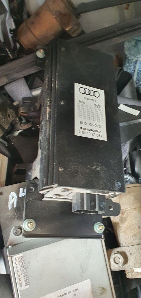 Amplificator  difuzoare boxe  n Audi A4 b6 b7 A3 bose