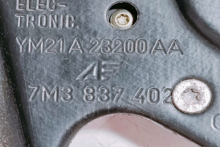 Macara geam  dreapta fata cu motoras YM21A23200AA / 7M3837402 Seat Al