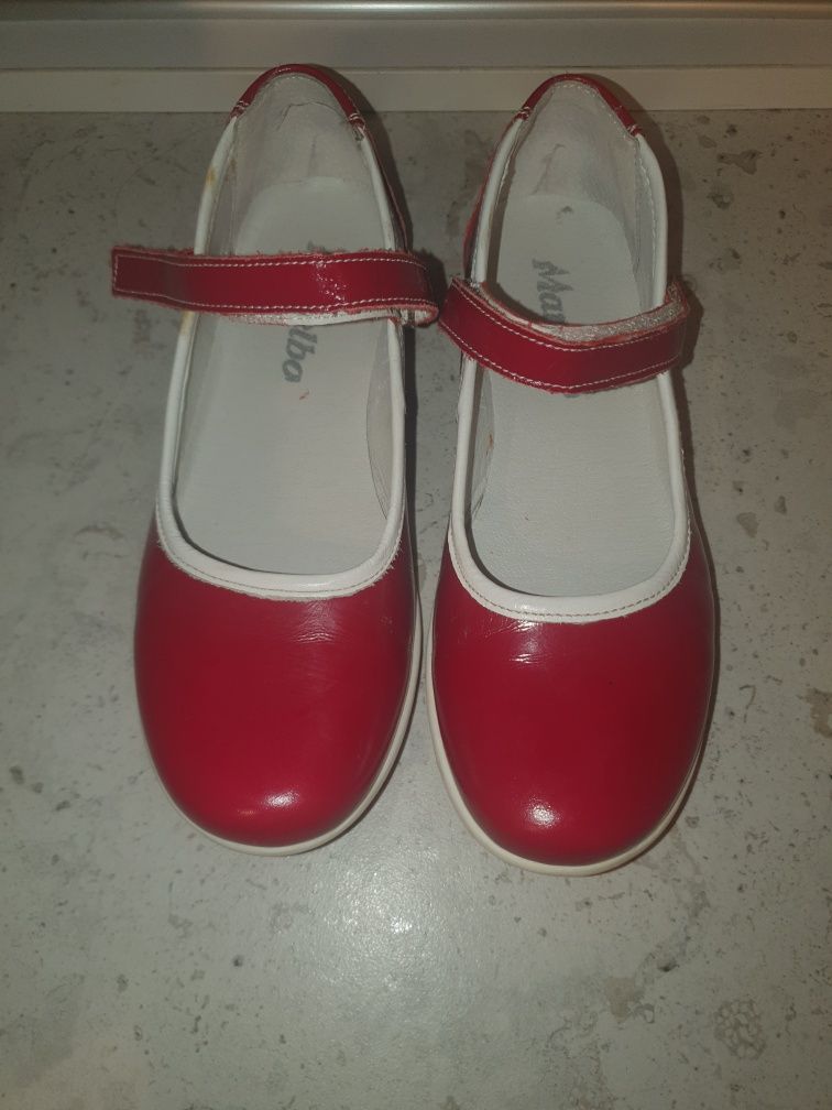 Pantofi scoala piele nr 33