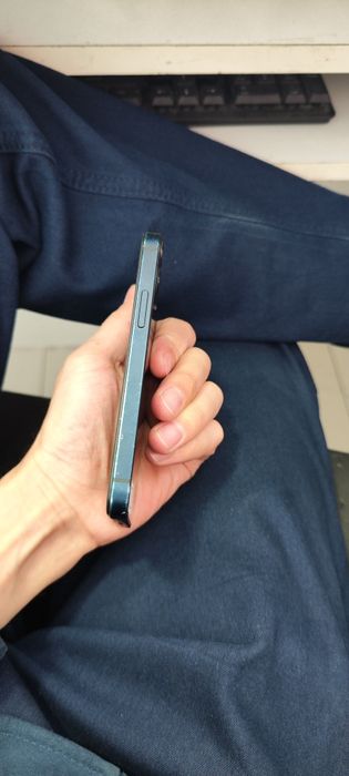 Iphone 12 mini. Kepak