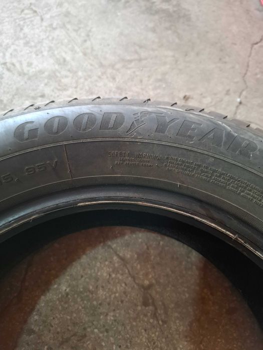 4 Всесезонни гуми Goodyear 195/65/15 ДОТ24 7мм