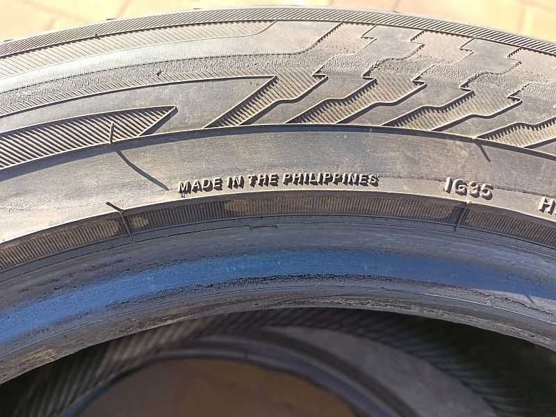 Шины 225/55 R17 - "Yokohama Ice Guard Stud" (Филиппины), зимние.