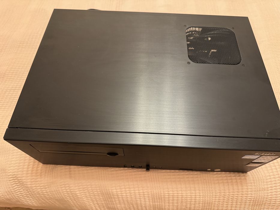 Компютърна конфигурация HTPC - 8 TB HDD