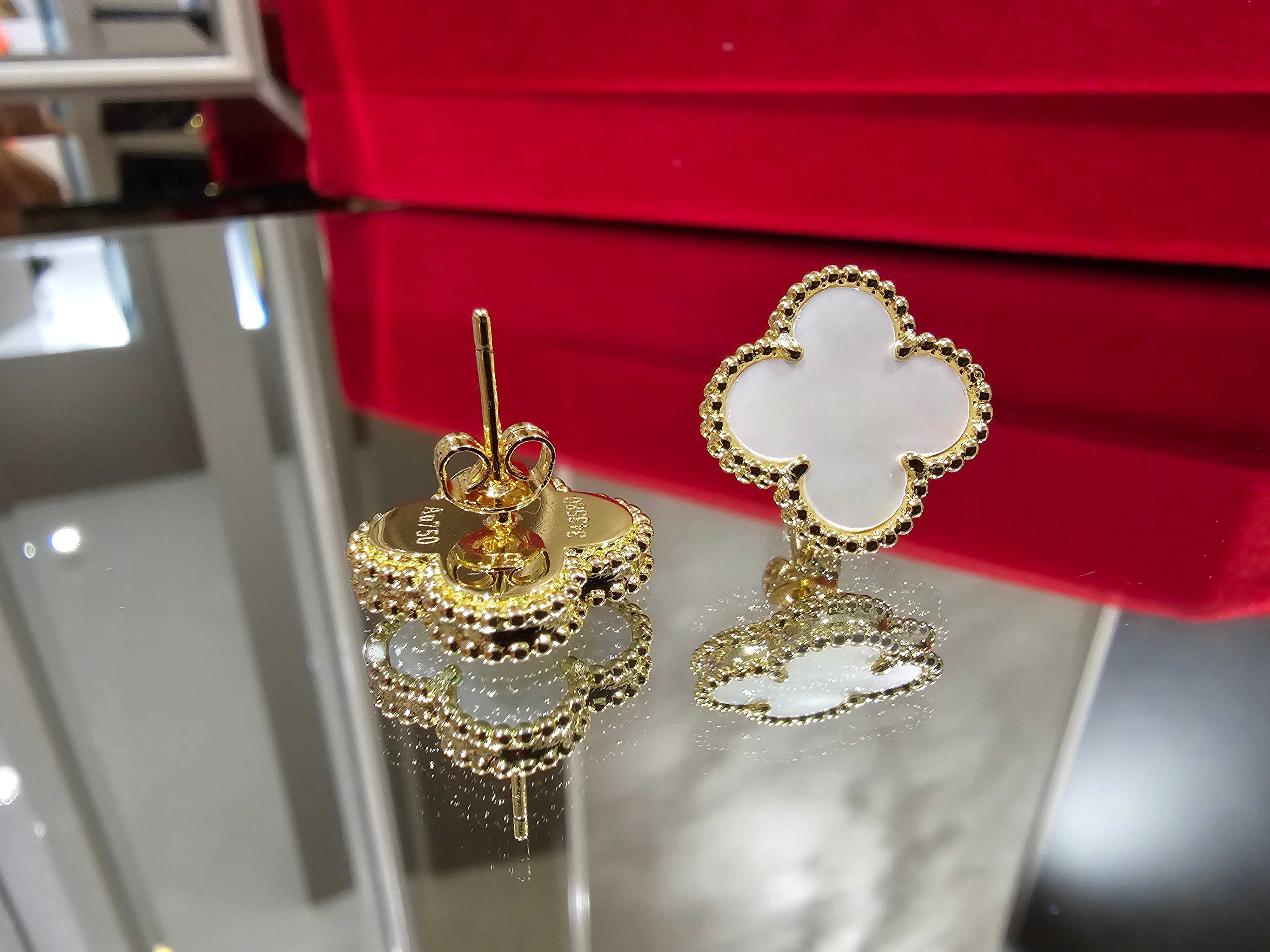Van Cleef & Arpels VCA Gold Mother Pearl Alhambra Clover Дамски Обеци