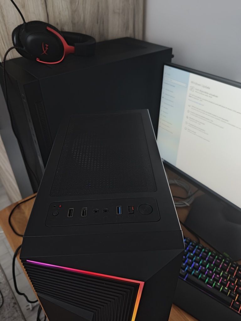 Calculator / PC Gaming Ryzen 5 2600, Sapphire Rx 580,16 gb 3000mhz
