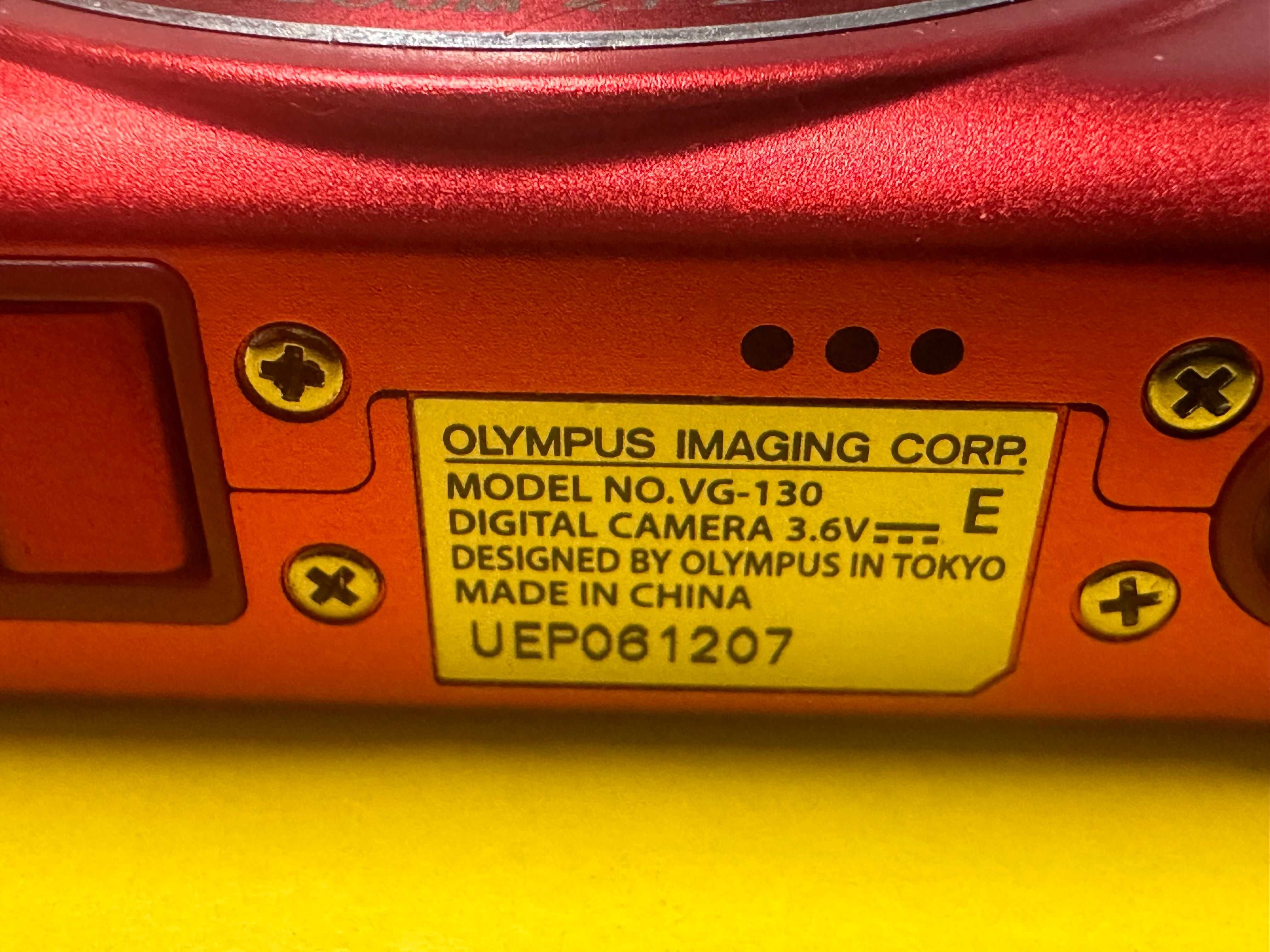 Фотоапарат Olympus VG-130  Digital Camera