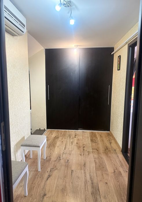 P.F Inchiriez apartament 3 camere Nicolina- Rondul Vechi