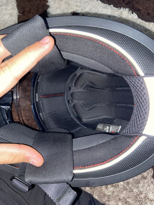 Casca moto, in garantie cu toate certificatele de siguranta