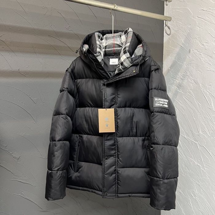 Продаю куртку Burberry