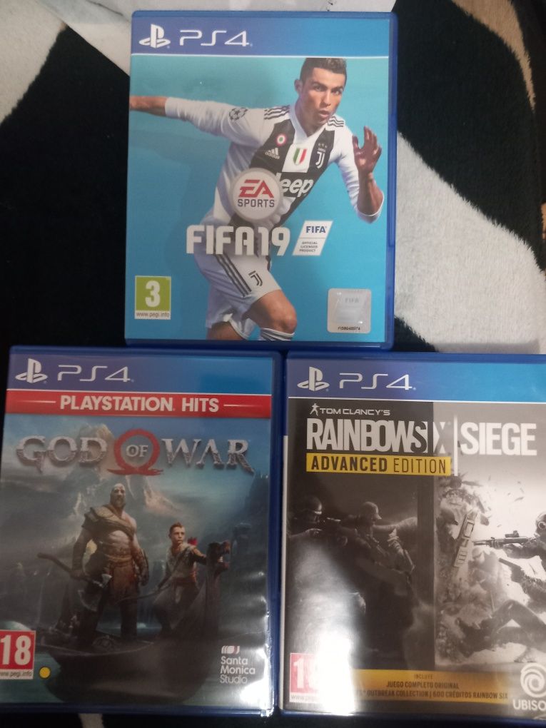 God of war, rainbow six siege, fifa 19