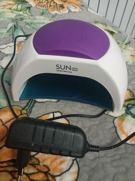 Продам сушильную лампу для маникюра