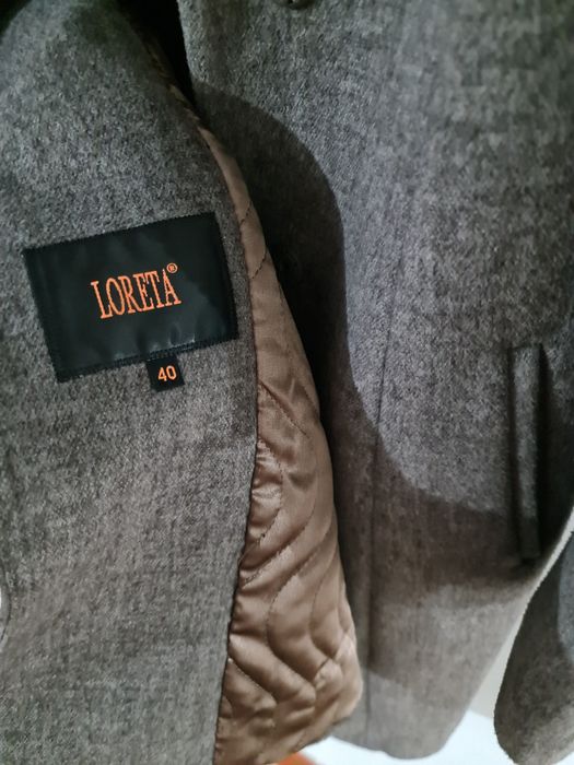 Пальто сатылады!