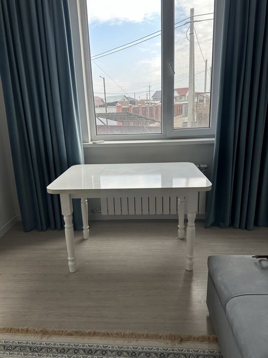 Стол кухонный б/у