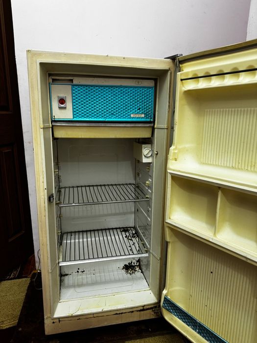 Uydan ehtiyotlab ishlatilgan, hanuzgacha juda yaxshi sovutadigan va mu