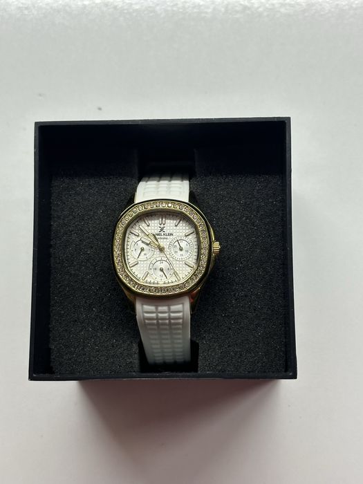 Часовник Daniel Klein