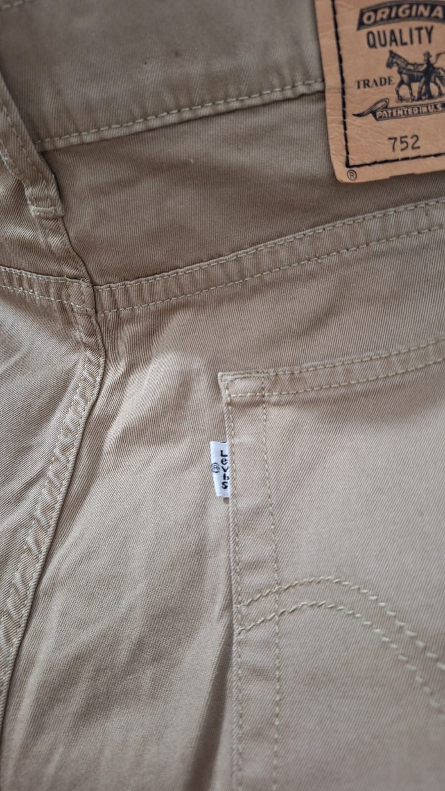 Pantaloni chino barbati Levi Strauss&Co w34 x L34