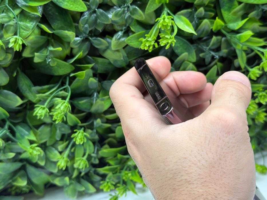 Samsung Galaxy S22 Ultra 256GB 12GB Ram Burgundy