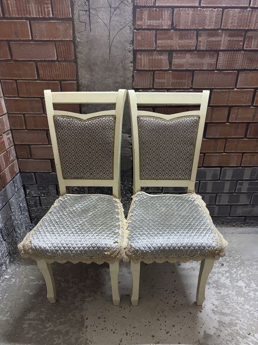 Стулья со спинкой