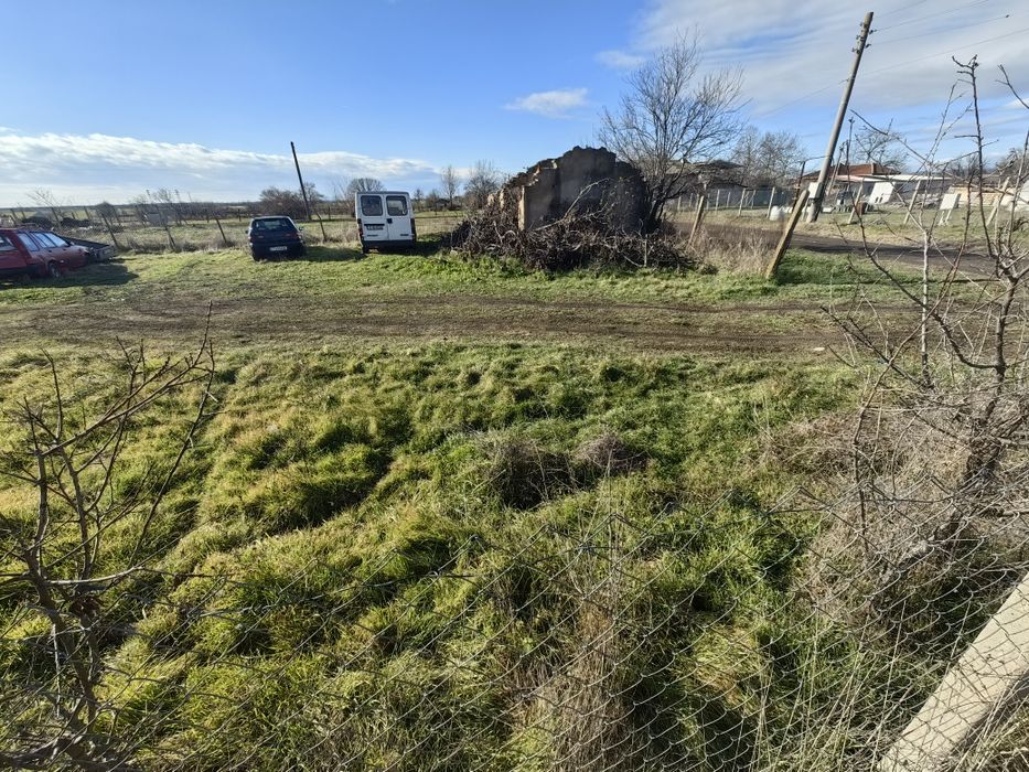 Продава се Парцел в с. Малко Кадиево, Област Стара Загора - 1300 кв.м за 16 €/кв.м - Снимка #1