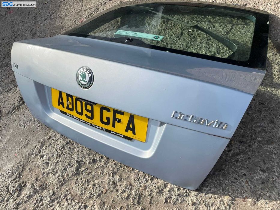 Haion Hayon Capota Portbagaj Dezechipat FARA Luneta cu DEFECT Skoda Octavia 2 Hatchback Berlina 2004 - 2013 [2813X]