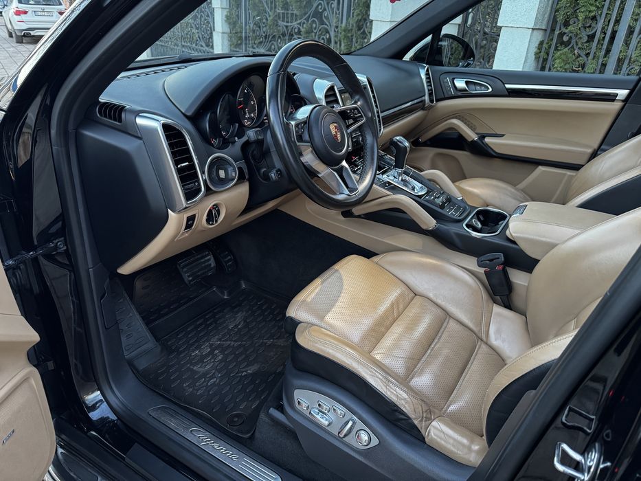 Vand/Schimb Cayenne Facelift~6Butoane Scaune~Pano~Bose~Perne