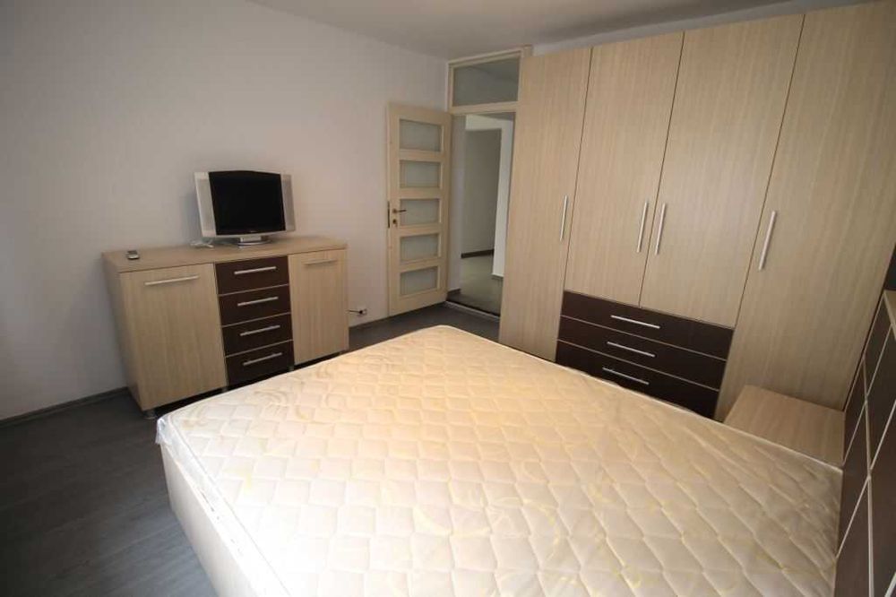 Apartament 3 camere str. Milcov nr. 9