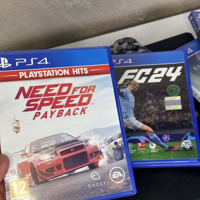 PS4 SLIM 500GB почистен