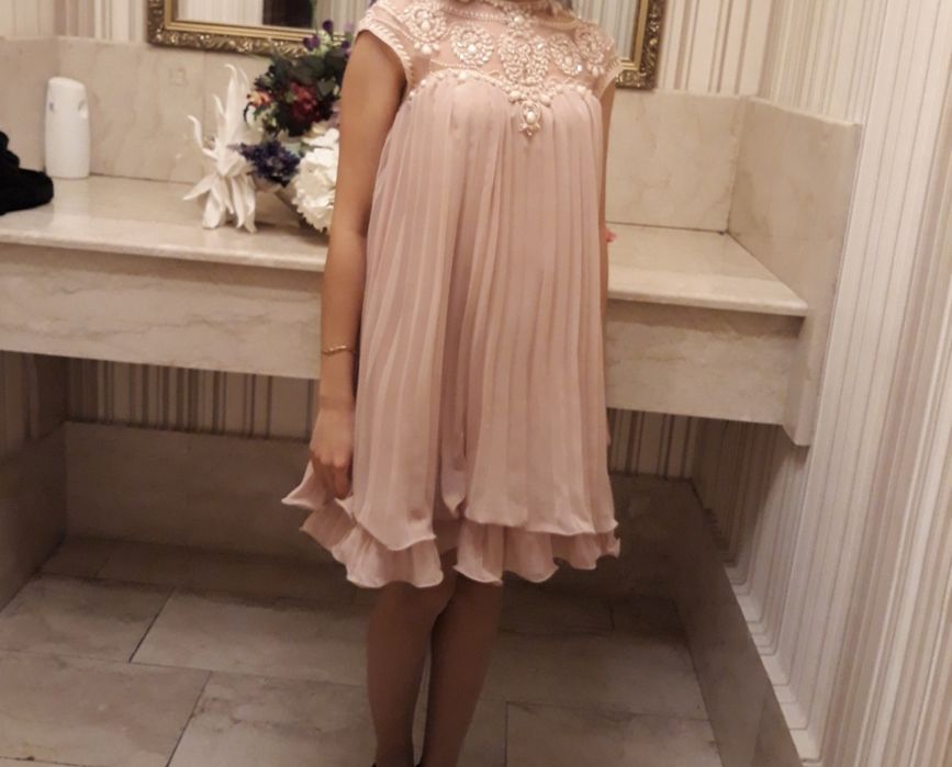 Vand rochie de seara