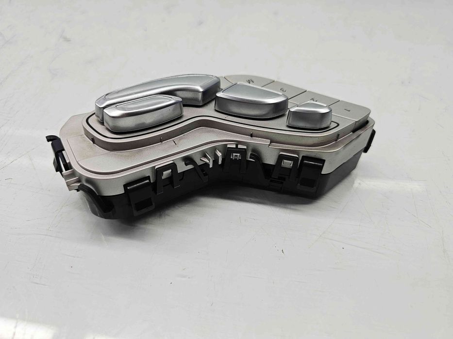 Butoane comenzi scaune Mercedes Clasa C (W205) [Fabr 2014-prezent] A2