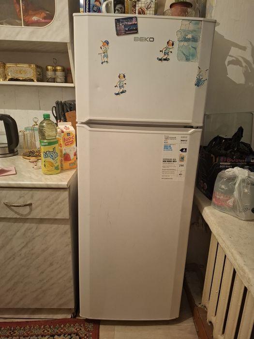 Продам холодильник